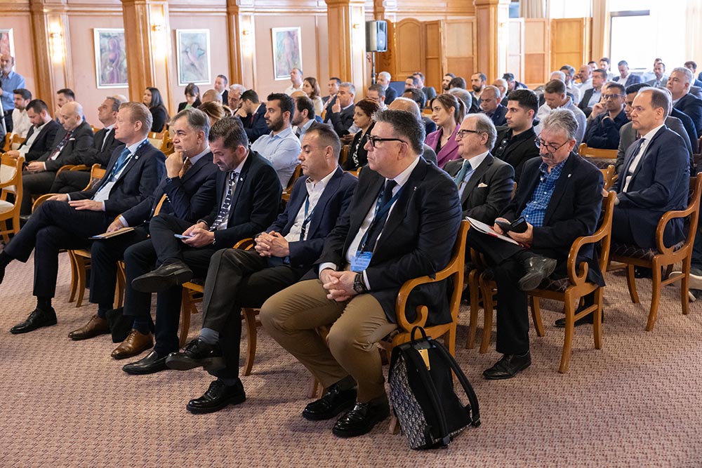 east-med-baseblue-conference-1 (17)